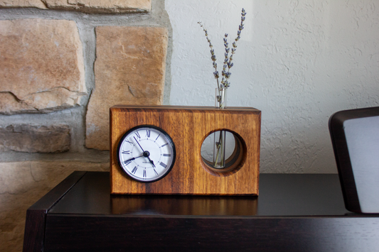 Propagation Vase Desk Clock