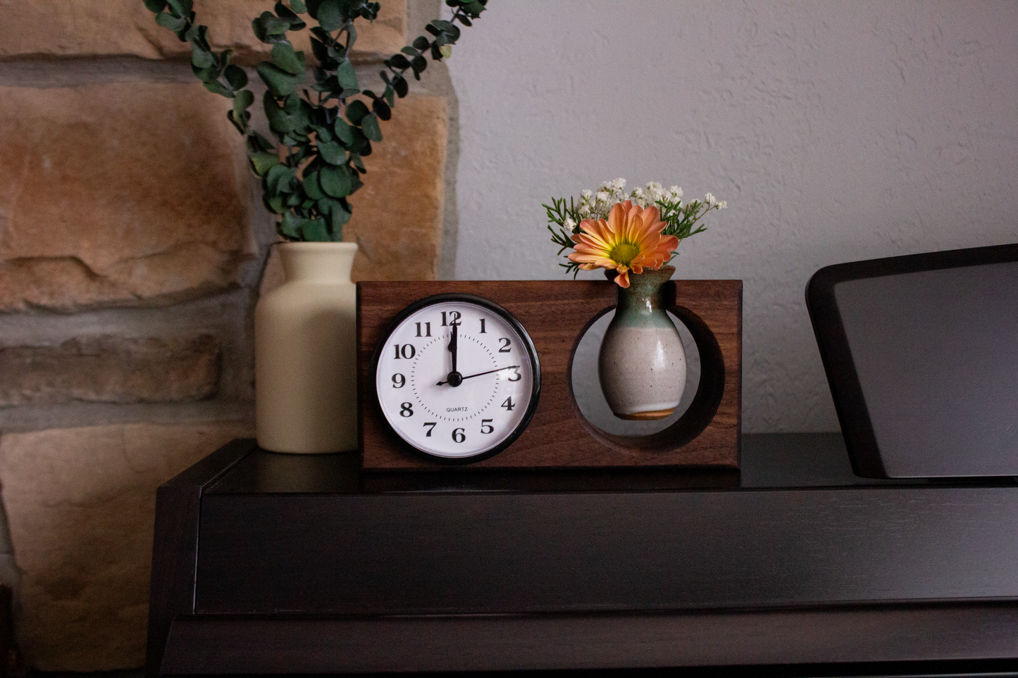 Wood Desk Clock with Flower Vase